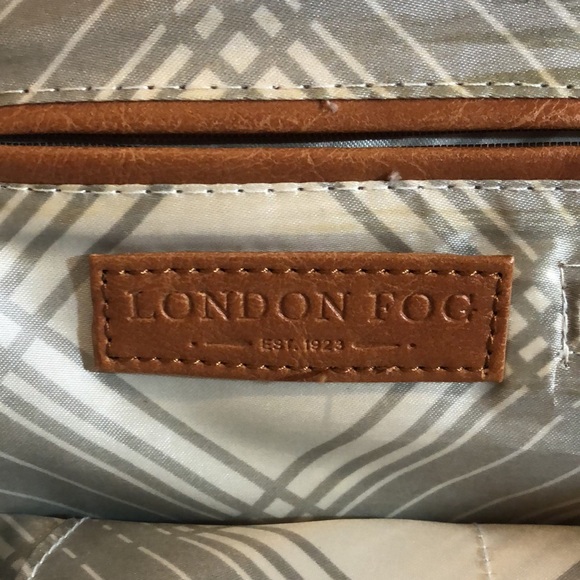 Authentic London Fog Ostrich Lark Satchel - Picture 15 of 16